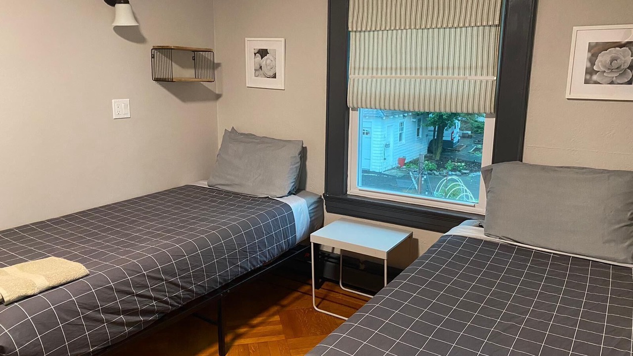 Photo of Bedroom in Elizabeth