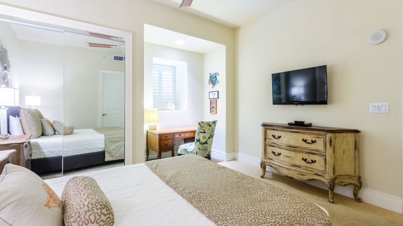 Photo of Bedroom in Orange Beach