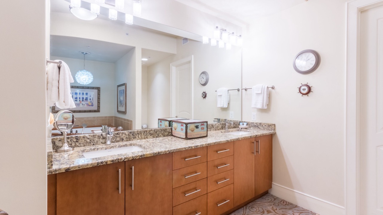 Photo of Bathroom in Orange Beach