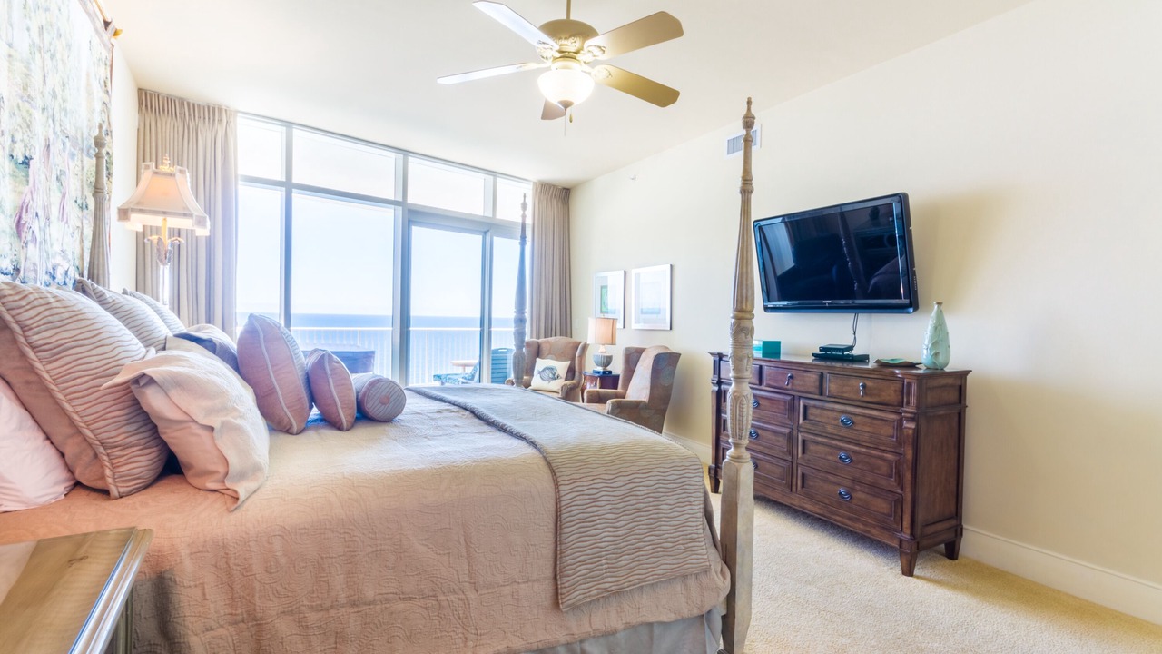Photo of Bedroom in Orange Beach