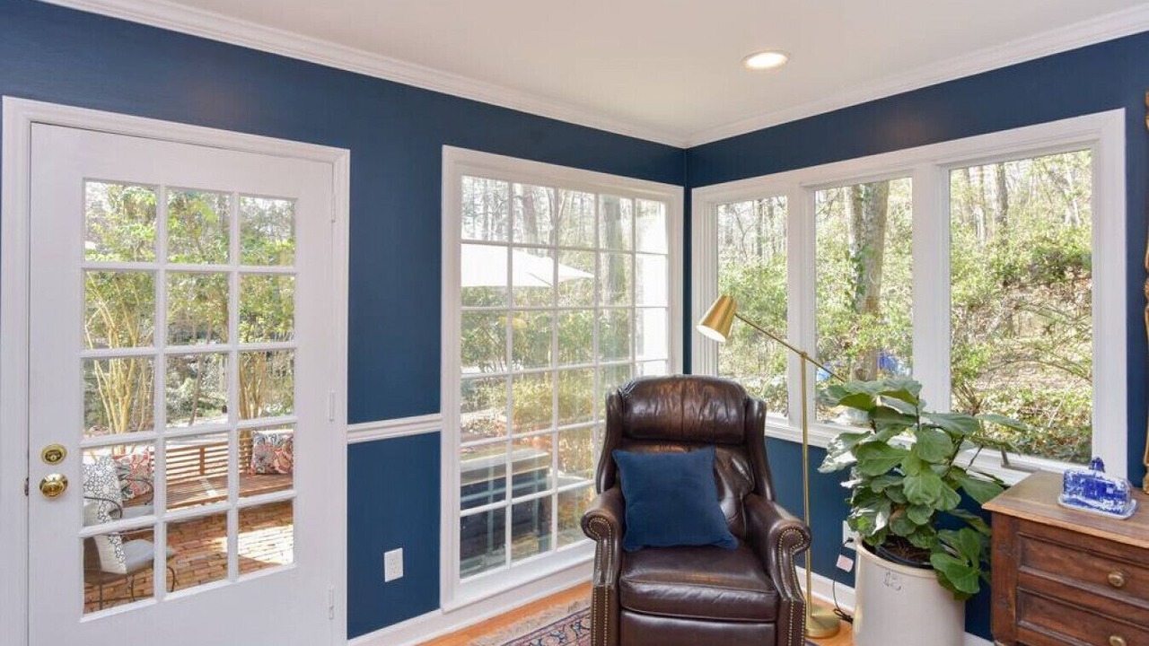 Photo of Livingroom in Chapel Hill