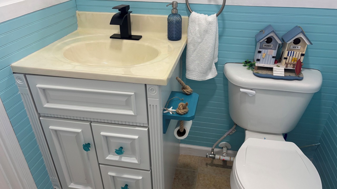 Photo of Bathroom in George Town