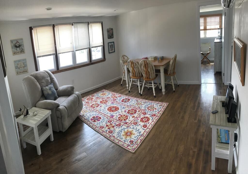 Photo of Livingroom in Surf City