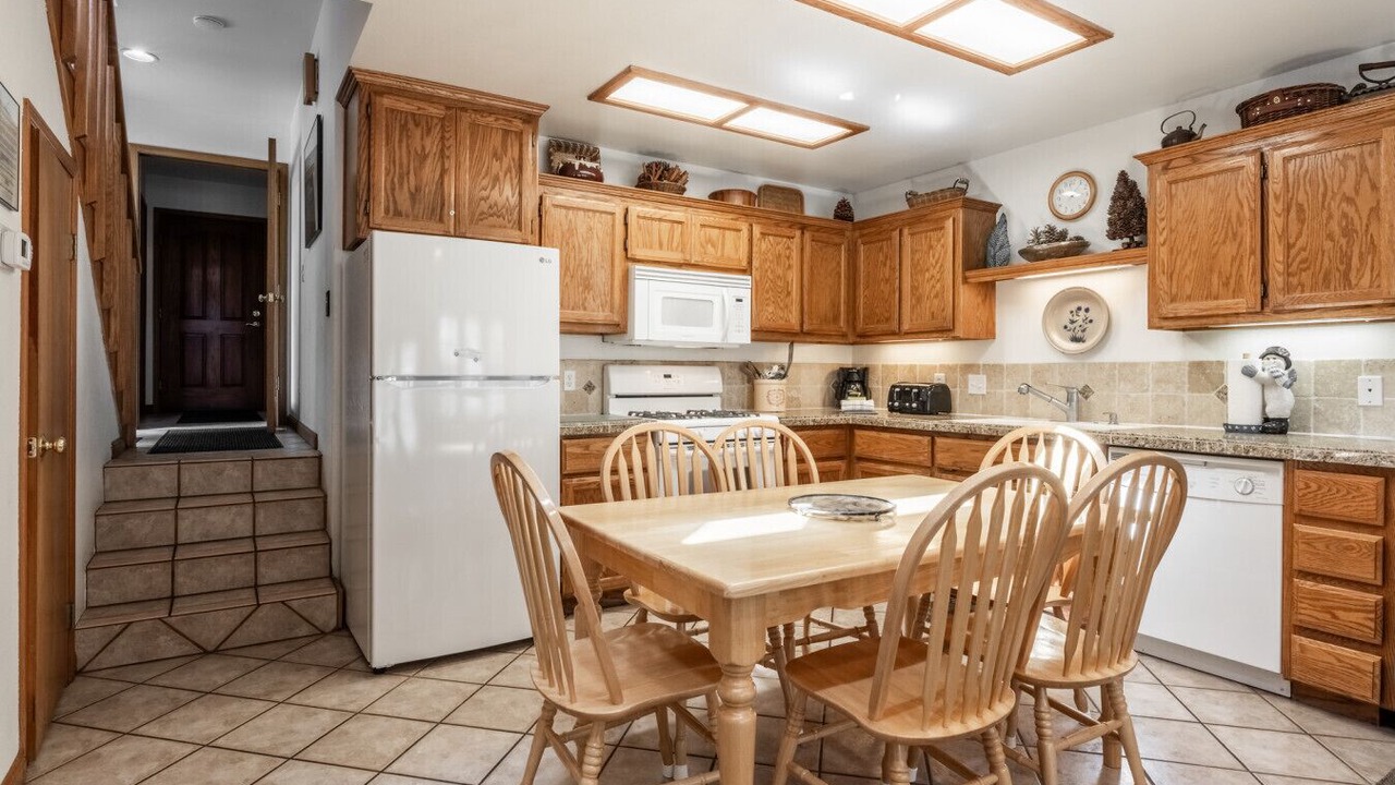 Photo of Kitchen in June Lake