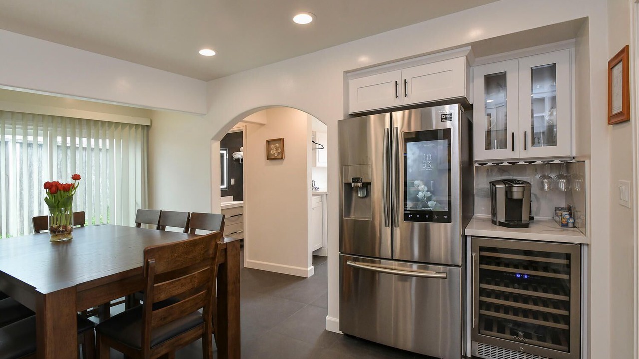 Photo of Kitchen in Edgemar - Pacific Manor