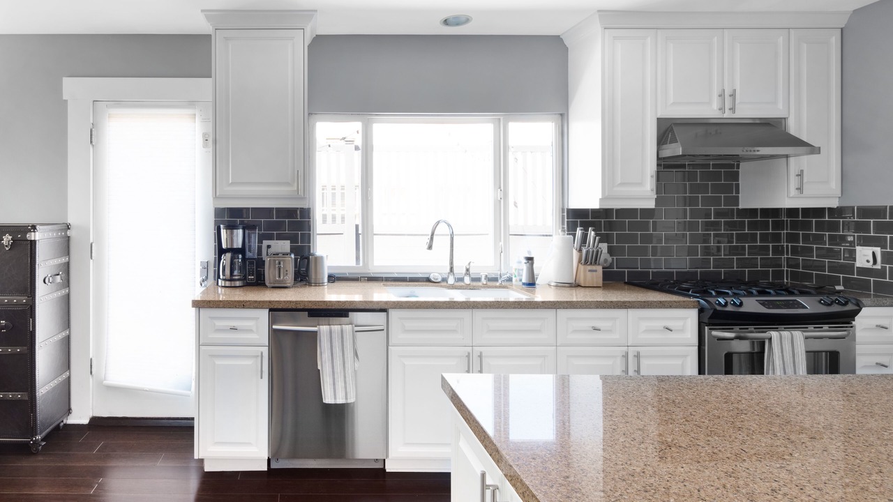 Photo of Kitchen in Mid-Wilshire