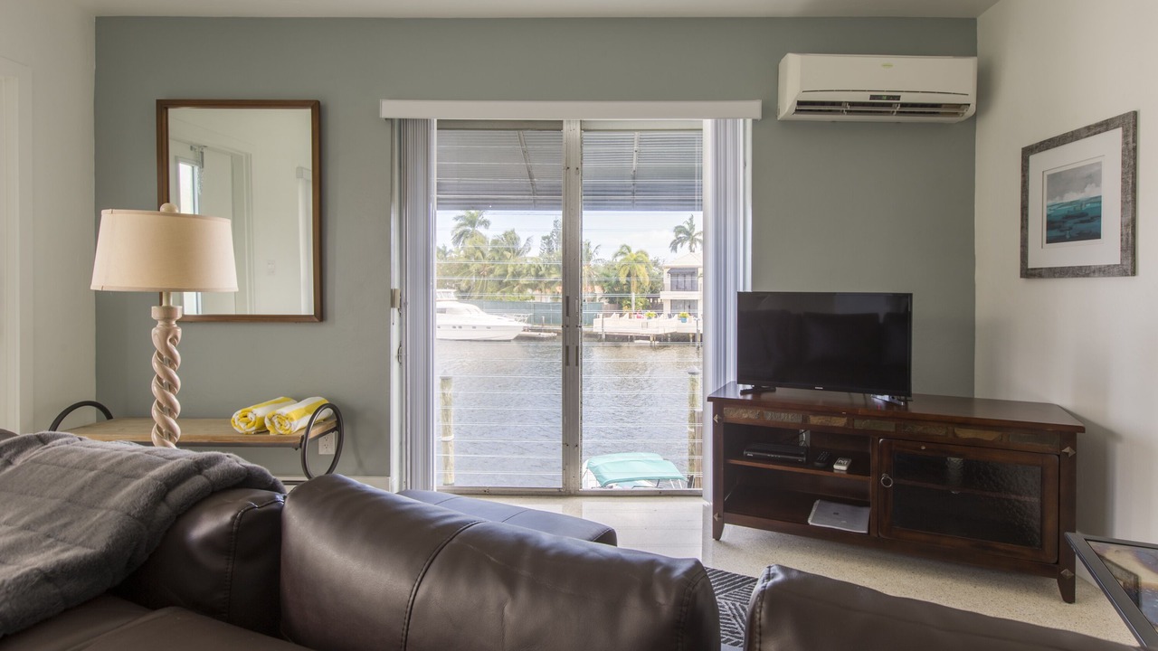 Photo of Livingroom in Coral Ridge