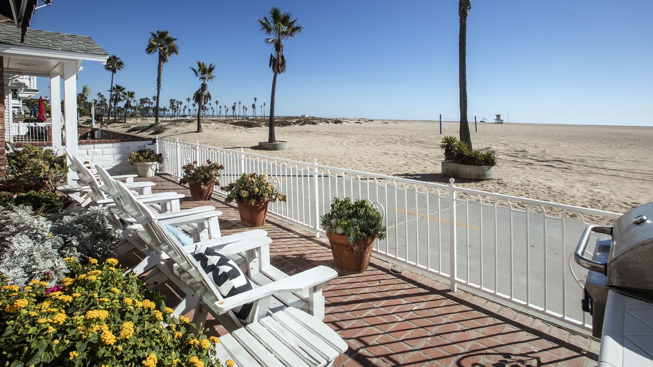 Photo of Others in Balboa Peninsula