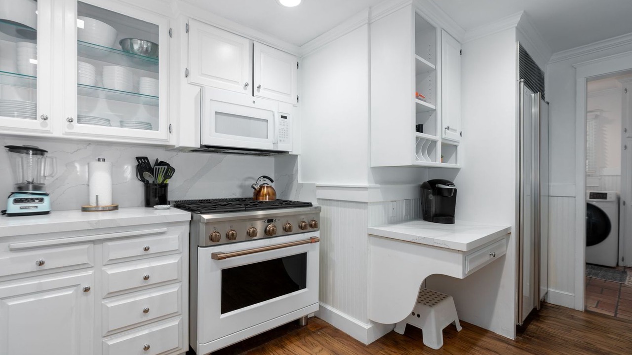 Photo of Kitchen in Balboa Peninsula