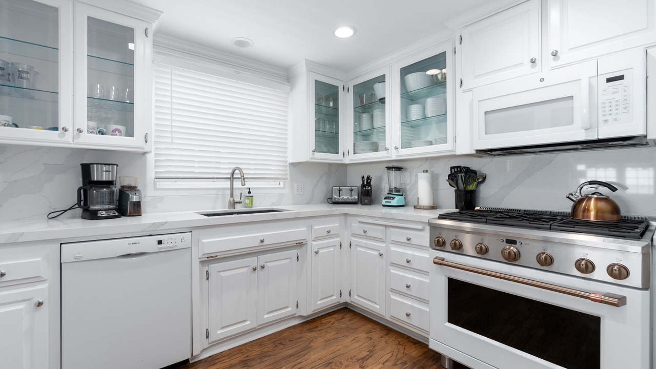 Photo of Kitchen in Balboa Peninsula