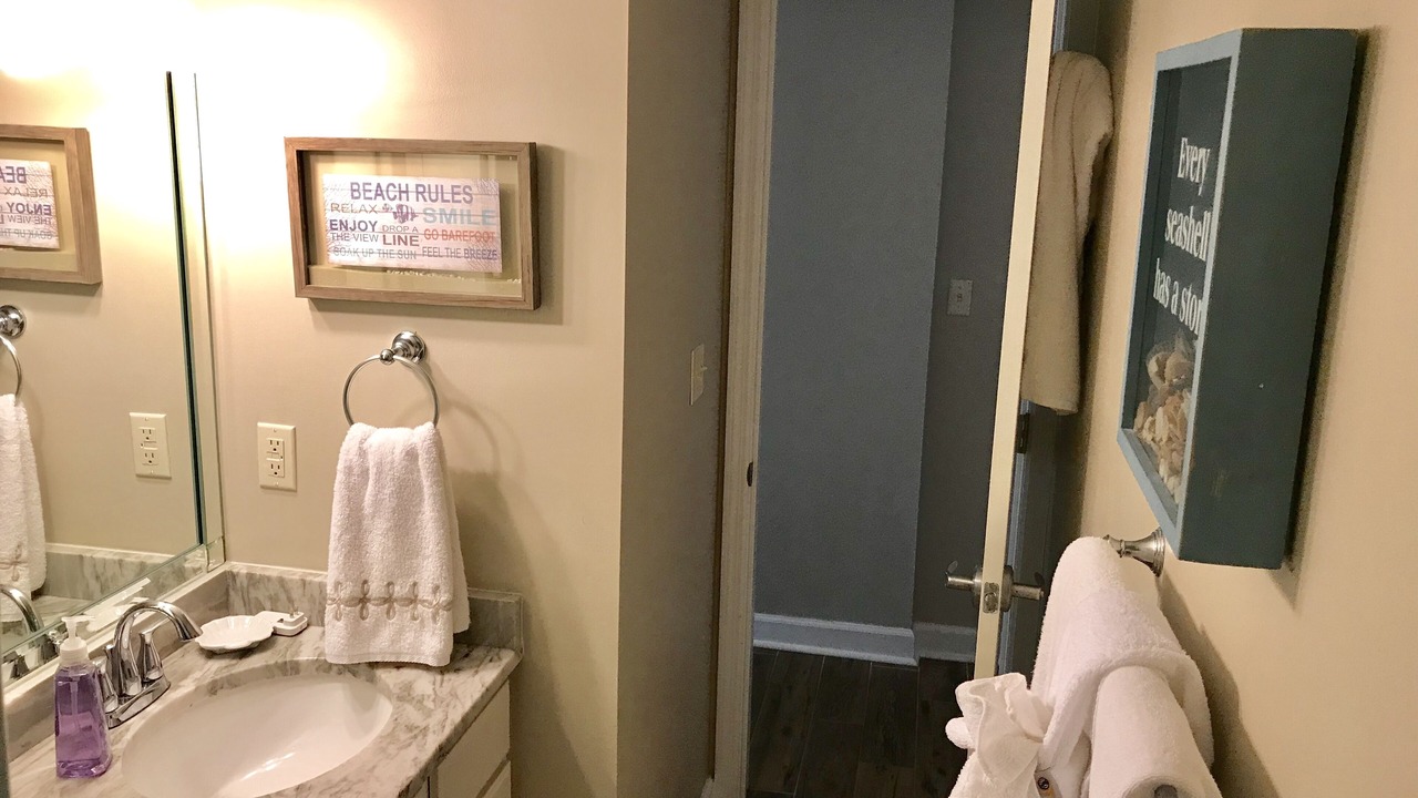 Photo of Bathroom in Ono Island