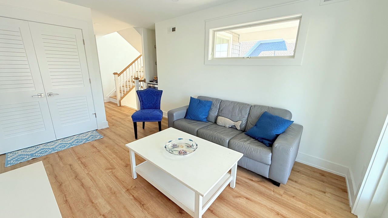 Photo of Livingroom in Barnegat Light