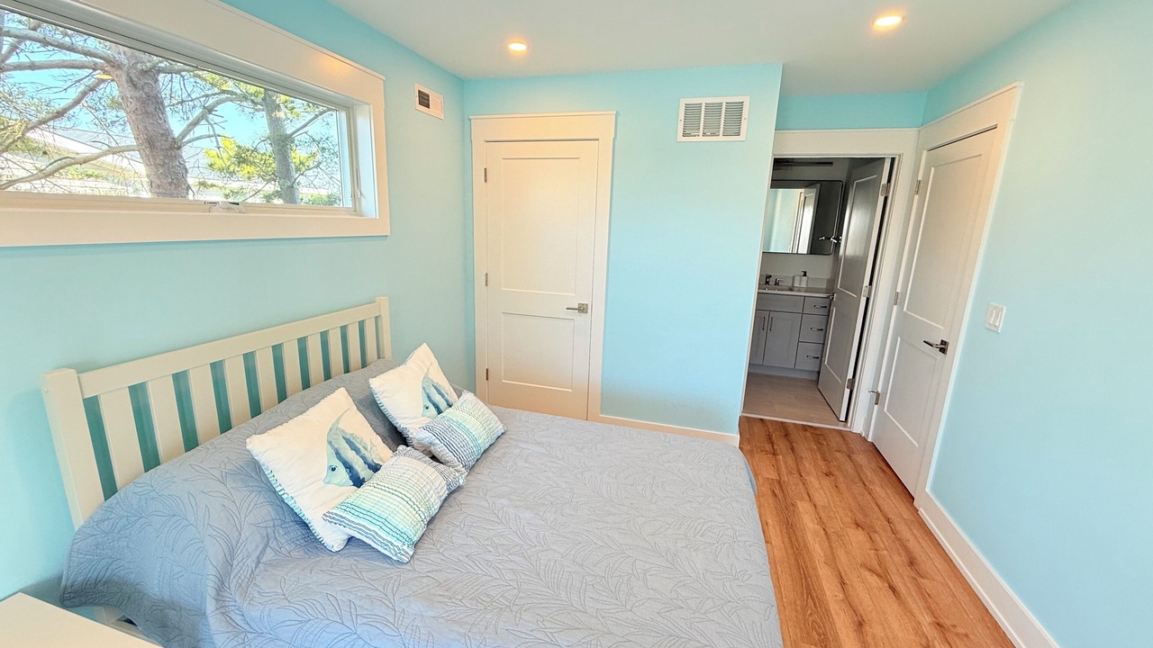 Photo of Bedroom in Barnegat Light