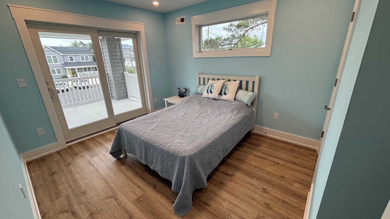 Photo of Bedroom in Barnegat Light