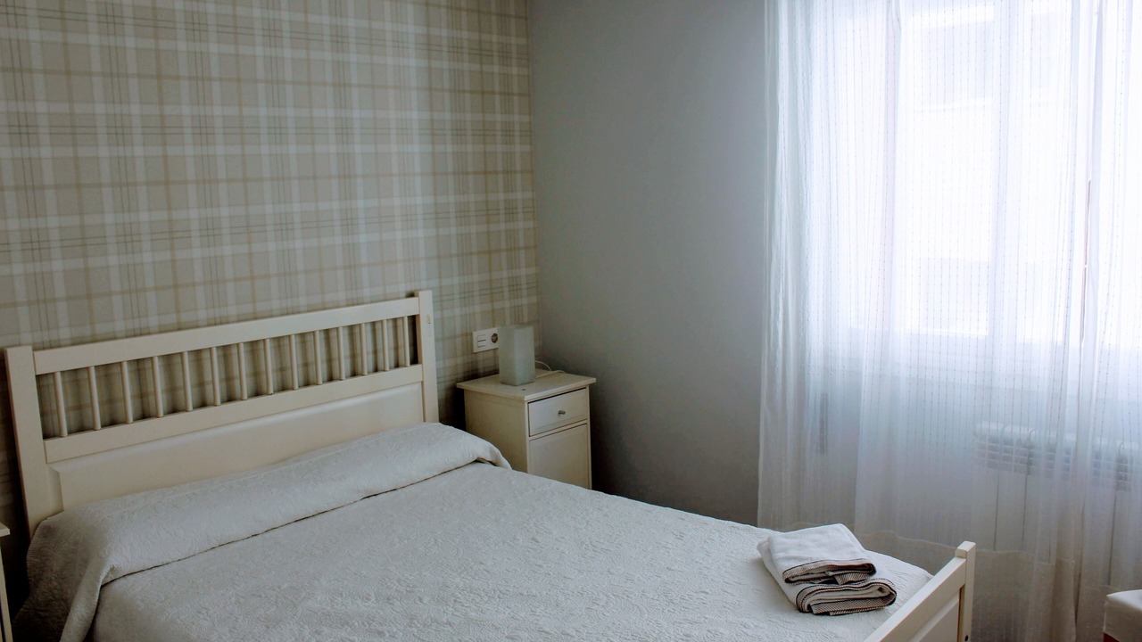 Photo of Bedroom in Oviedo City Centre
