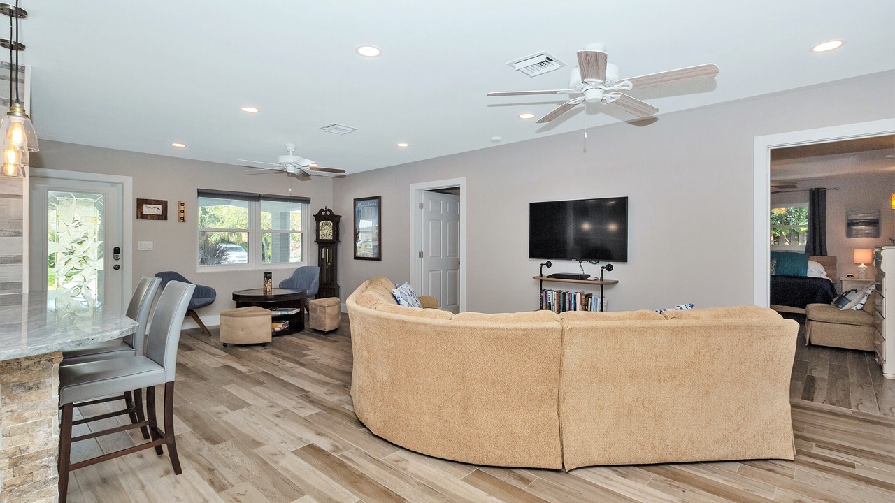 Photo of Bedroom in Santa Barbara Estates