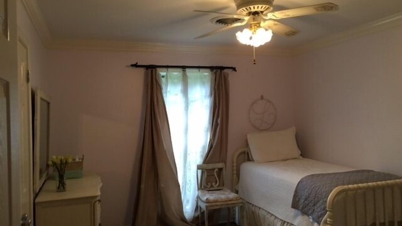 Photo of Bedroom in Oxford