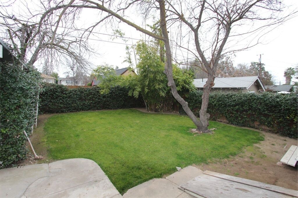Photo of Outdoor in Raisin