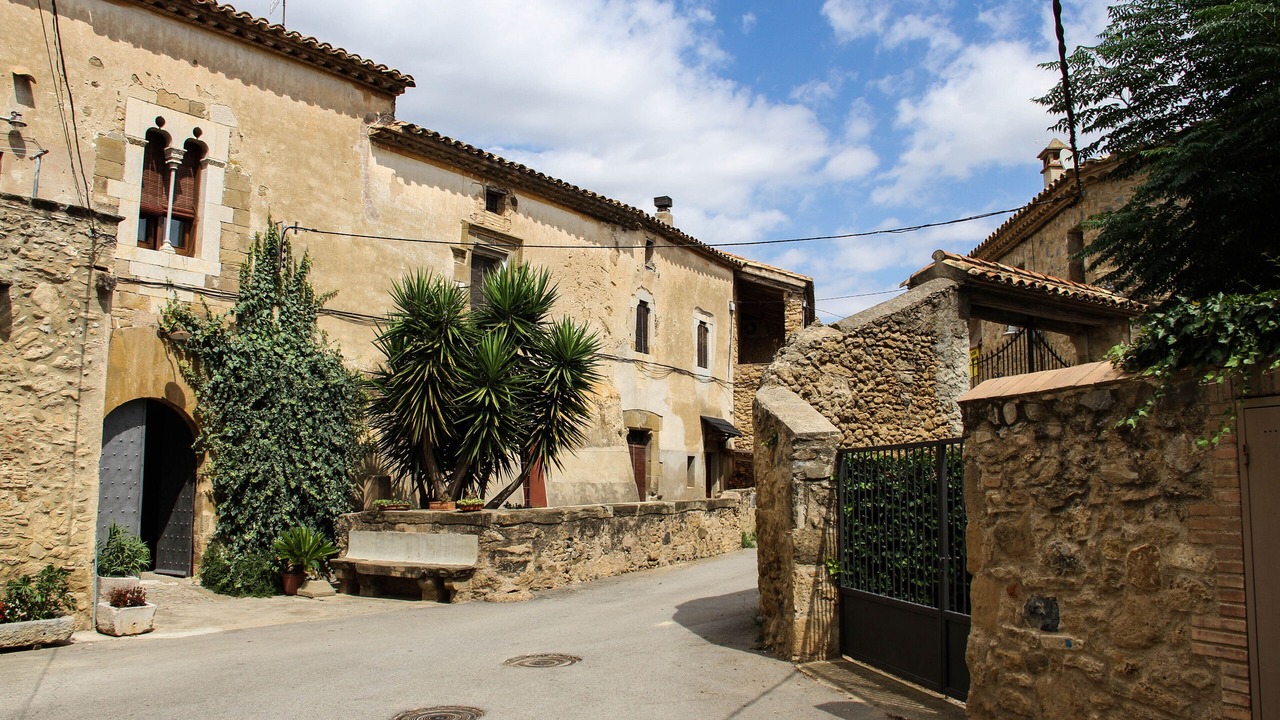 Photo of Outdoor in Llampaies