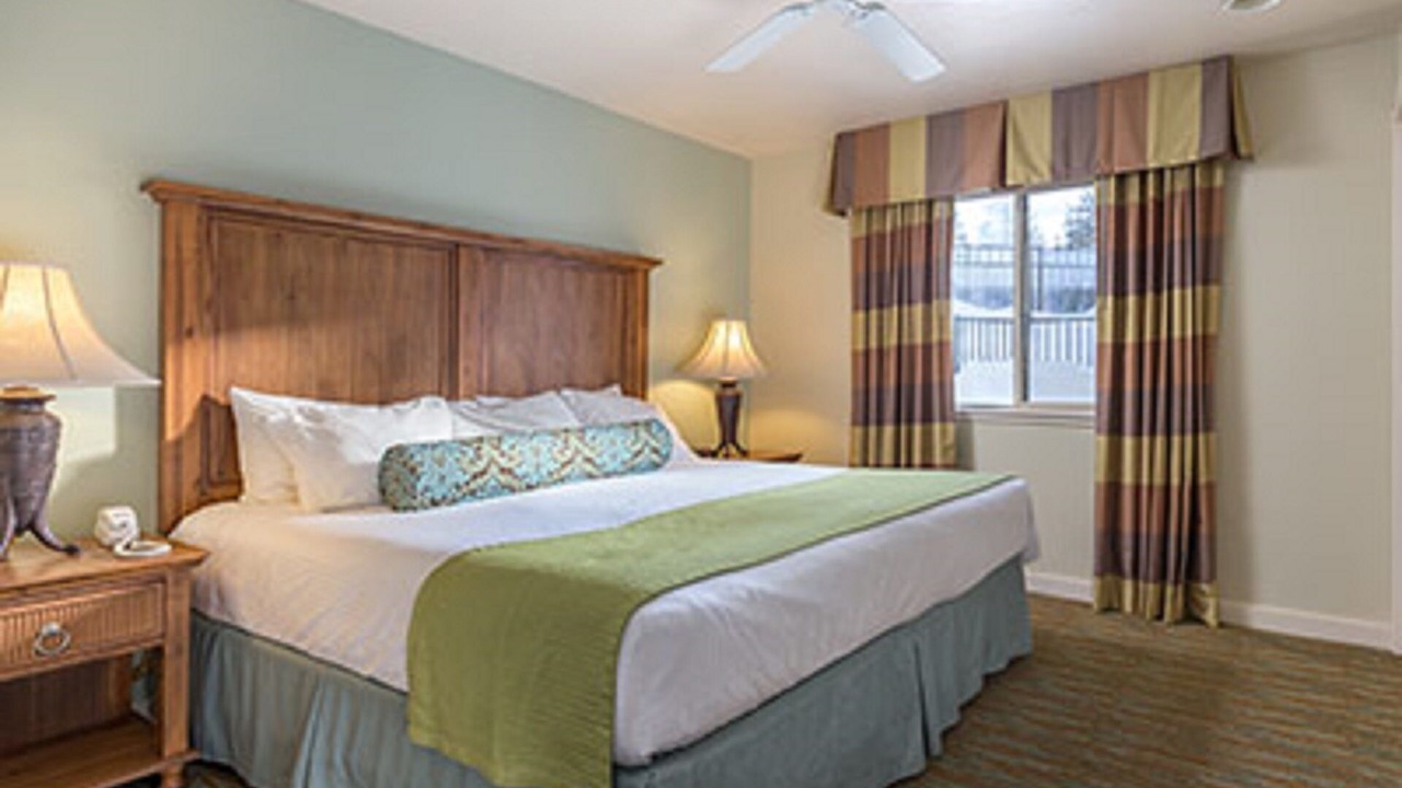 Photo of Bedroom in Round Hill Village