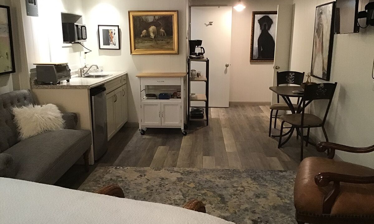 Photo of Bedroom in Hendersonville