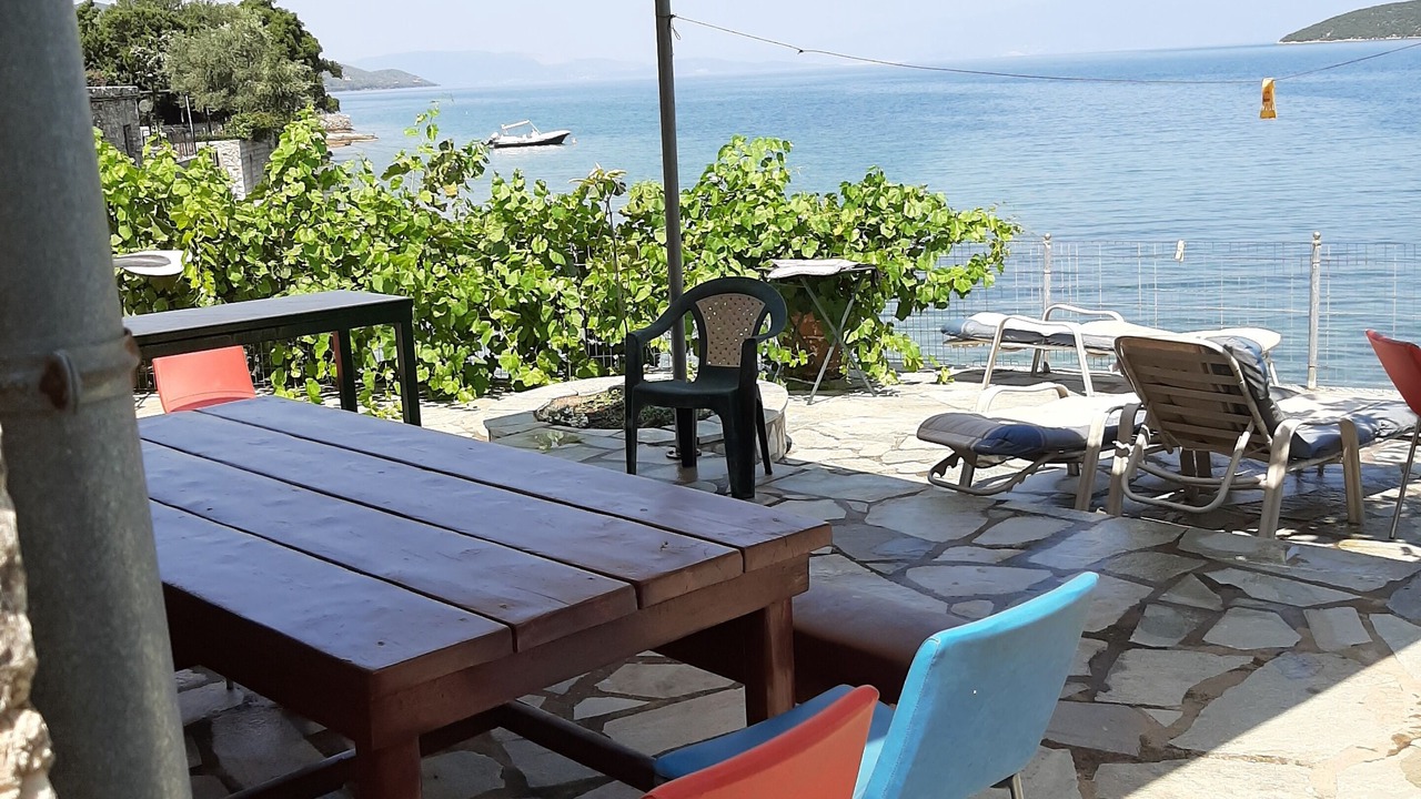 Photo of Outdoor in Sourpi