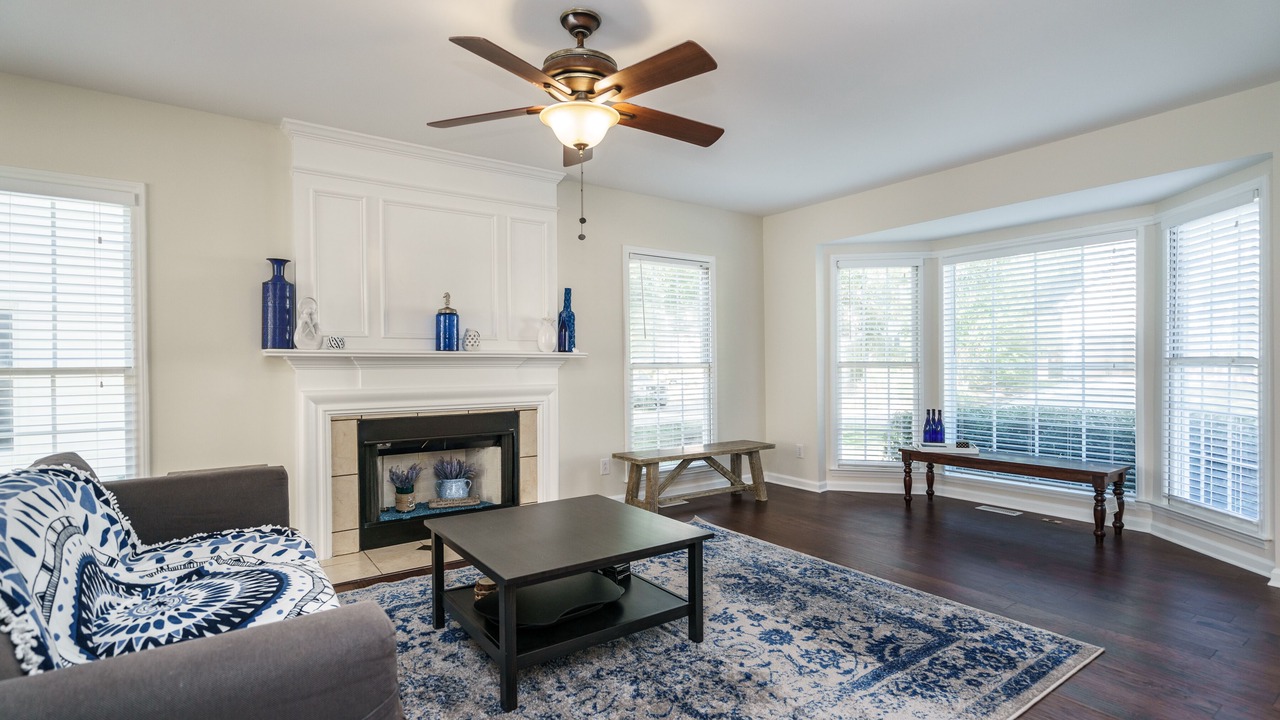 Photo of Livingroom in Cary
