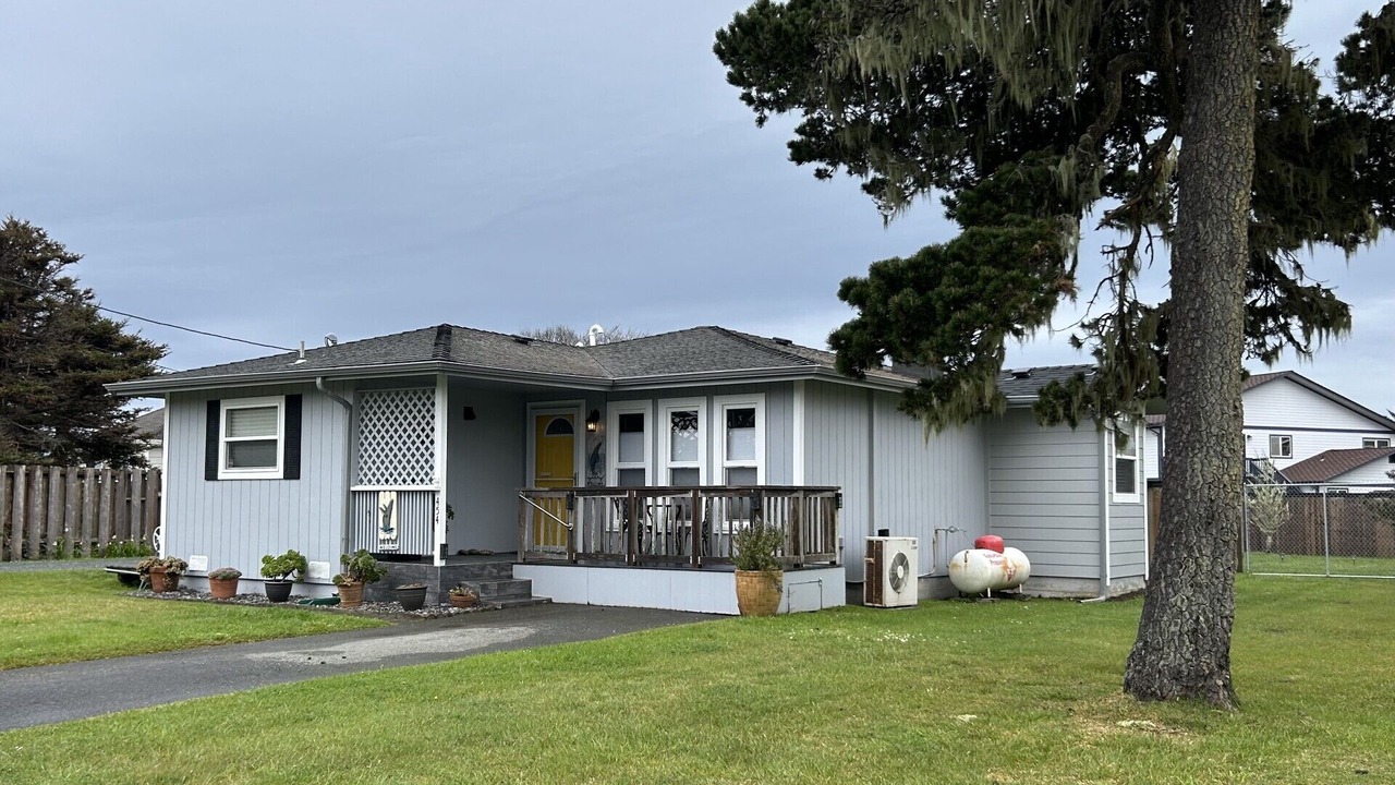 Photo of Outdoor in Crescent City North
