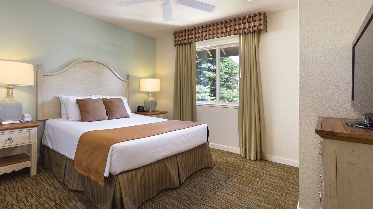 Photo of Bedroom in Round Hill Village
