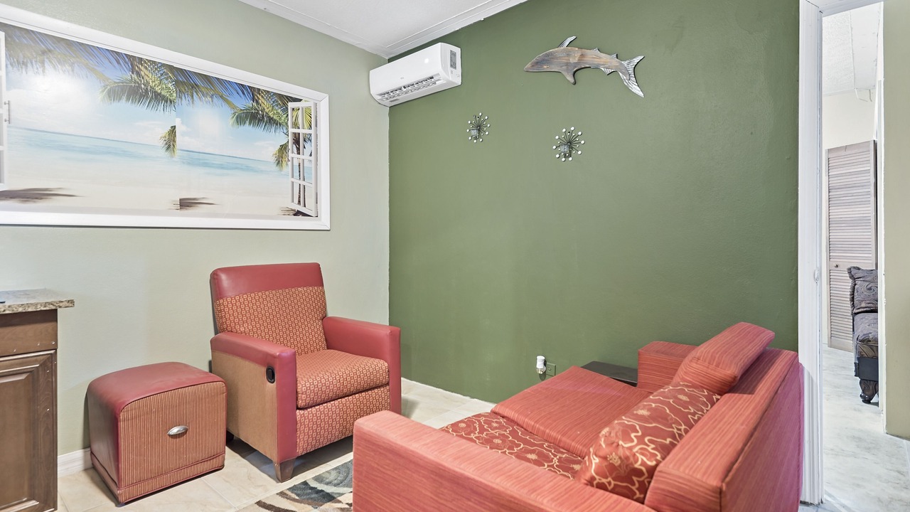 Photo of Livingroom in Nassau