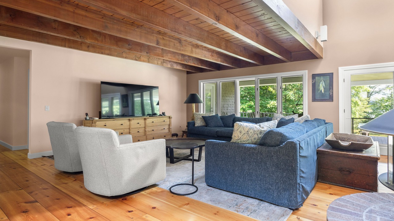 Photo of Livingroom in Copake