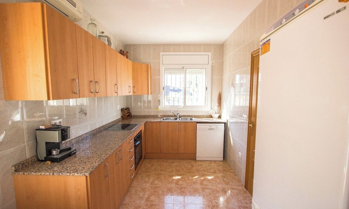 Photo of Kitchen in Lloret Blau