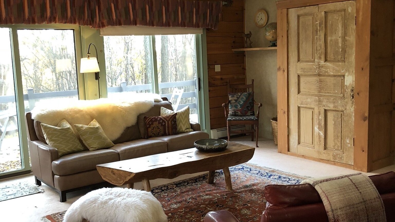 Photo of Livingroom in Pawling