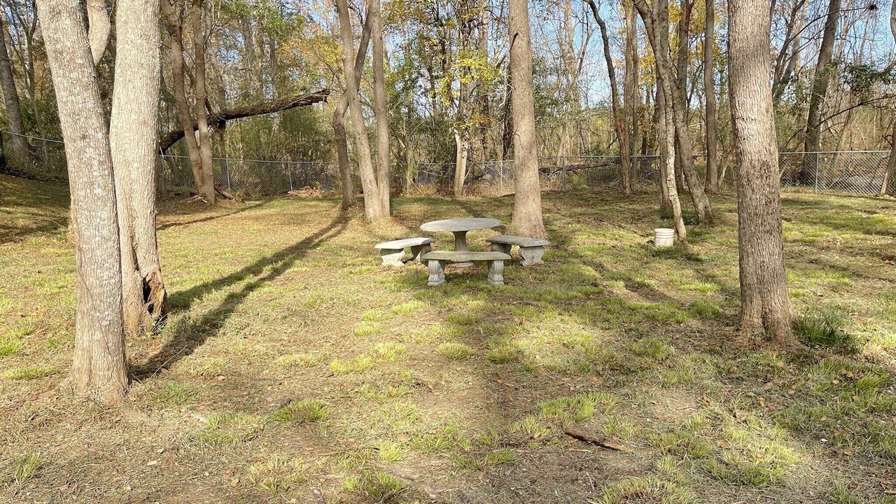 Photo of Outdoor in Gunter Afs