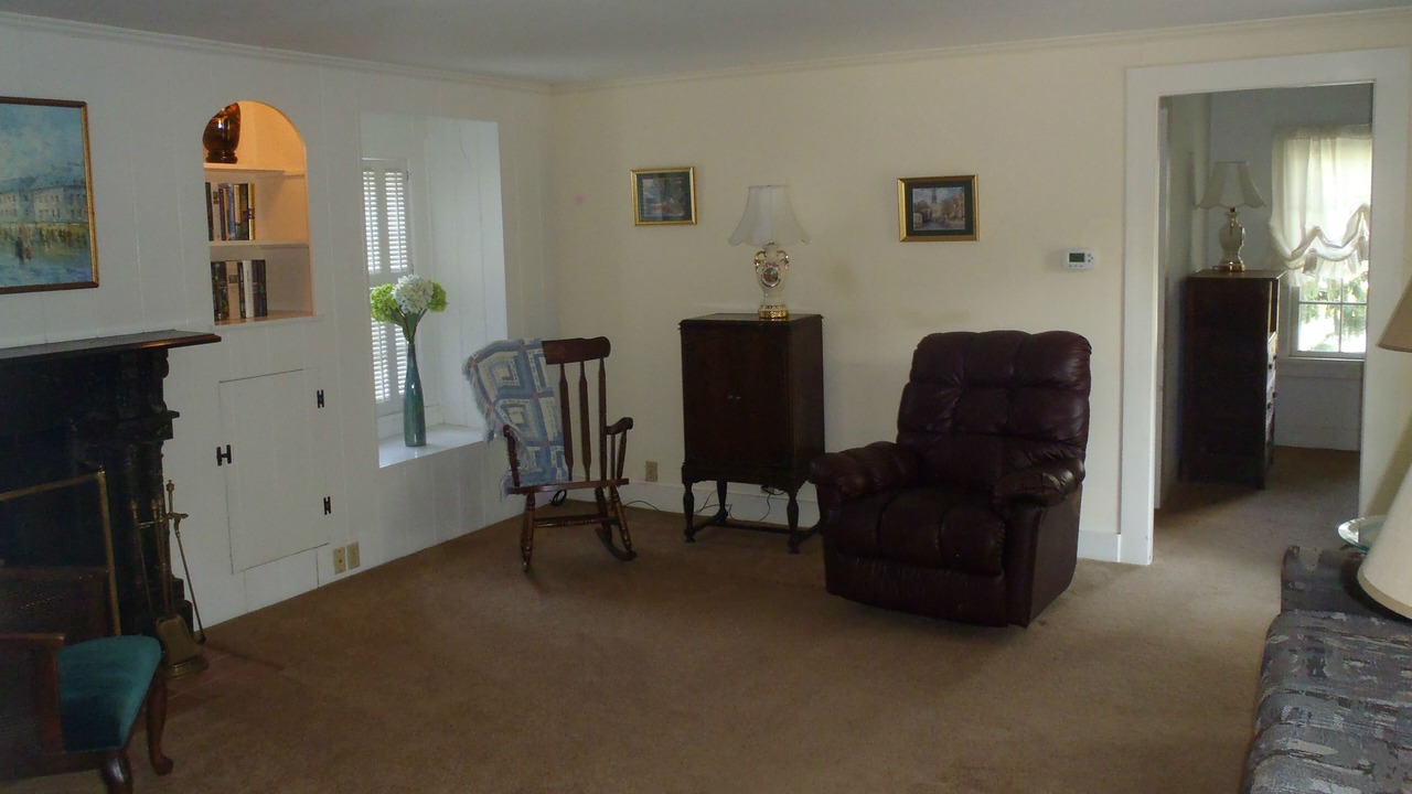Photo of Livingroom in Lakewood