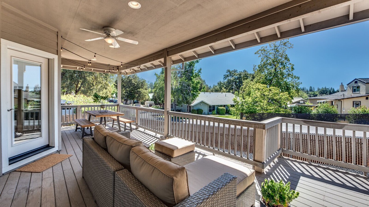 Photo of Patio Balcony in Murphys