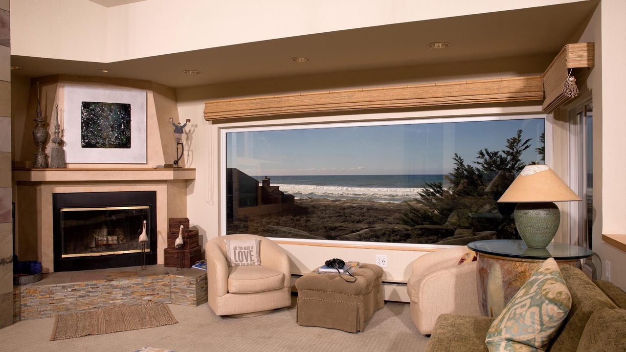 Photo of Livingroom in Castroville