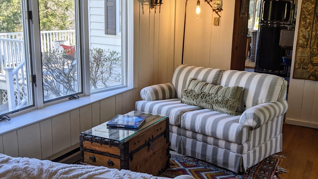 Photo of Livingroom in New Preston