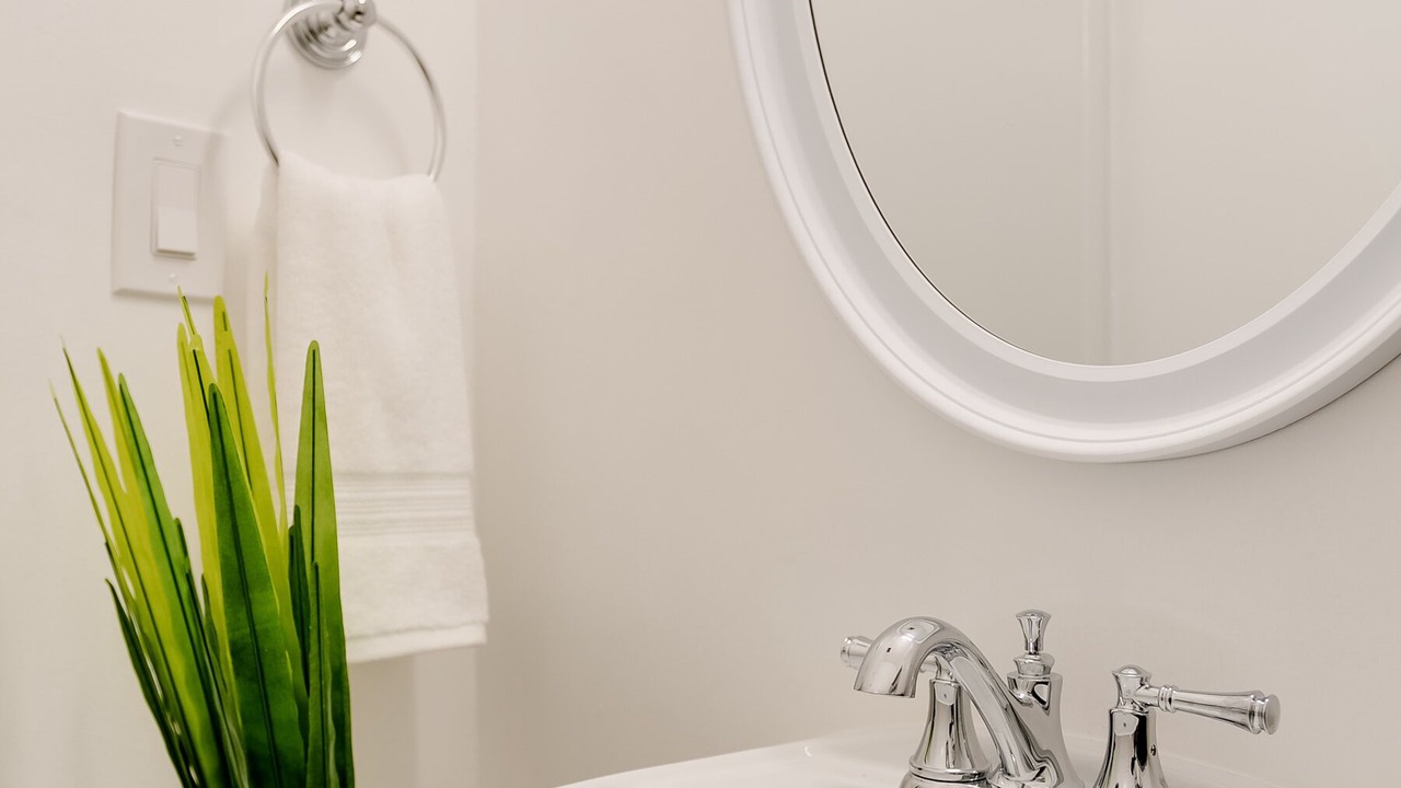 Photo of Bathroom in Hollywood Hills