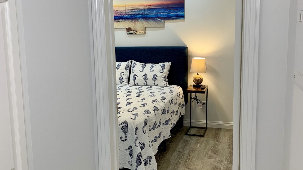 Photo of Bedroom in Belmont Shore