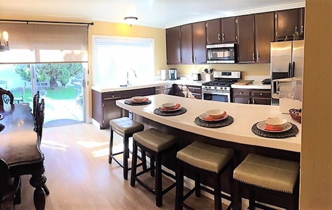 Photo of Kitchen in East Side Costa Mesa