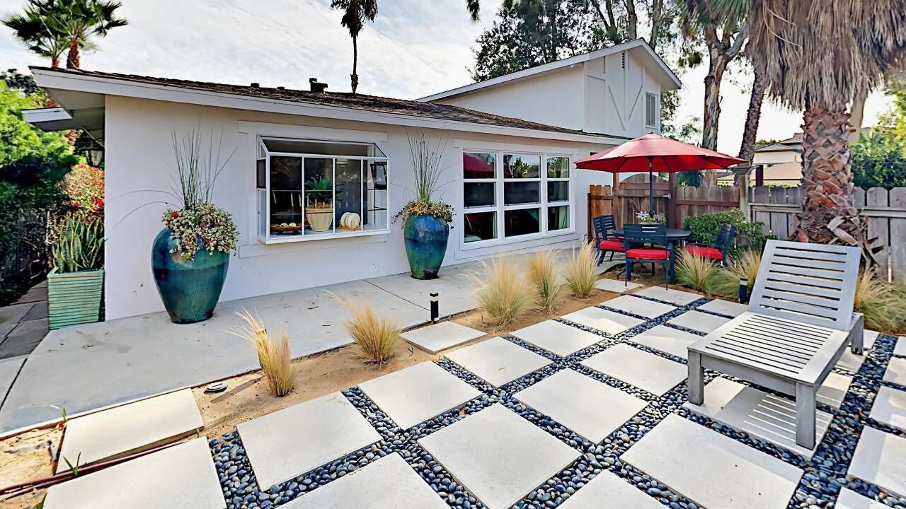 Photo of Patio Balcony in East Side Costa Mesa