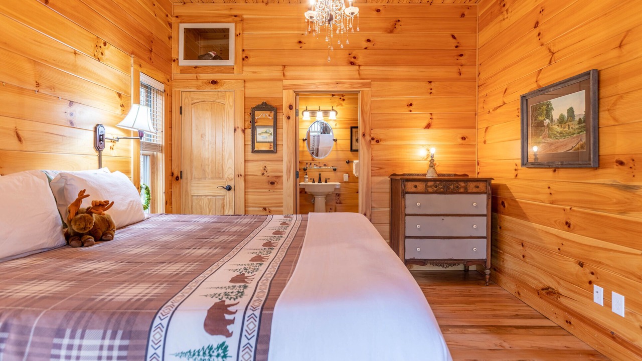 Photo of Bedroom in Elk Park