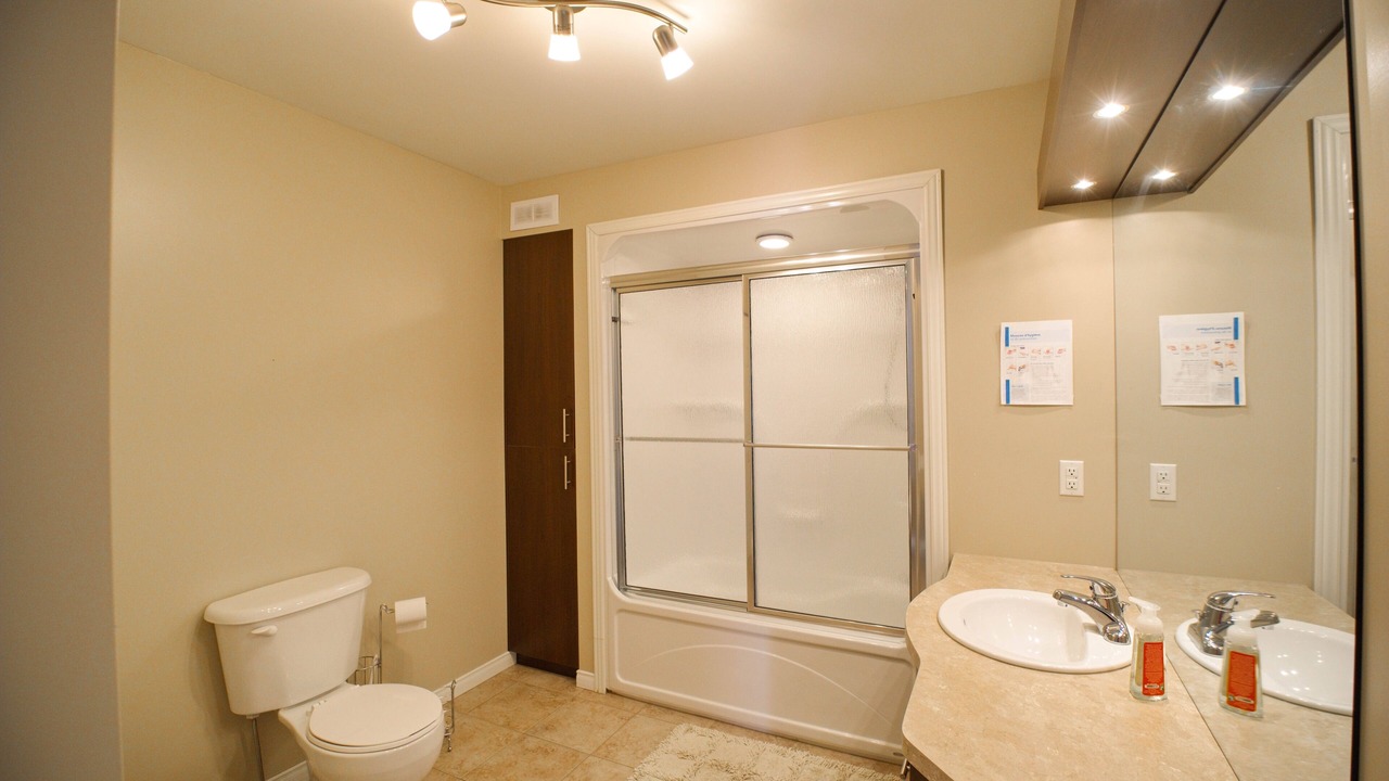 Photo of Bathroom in L'Anse-Saint-Jean