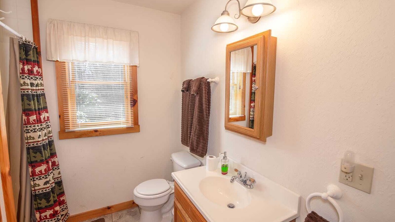 Photo of Bathroom in Todd