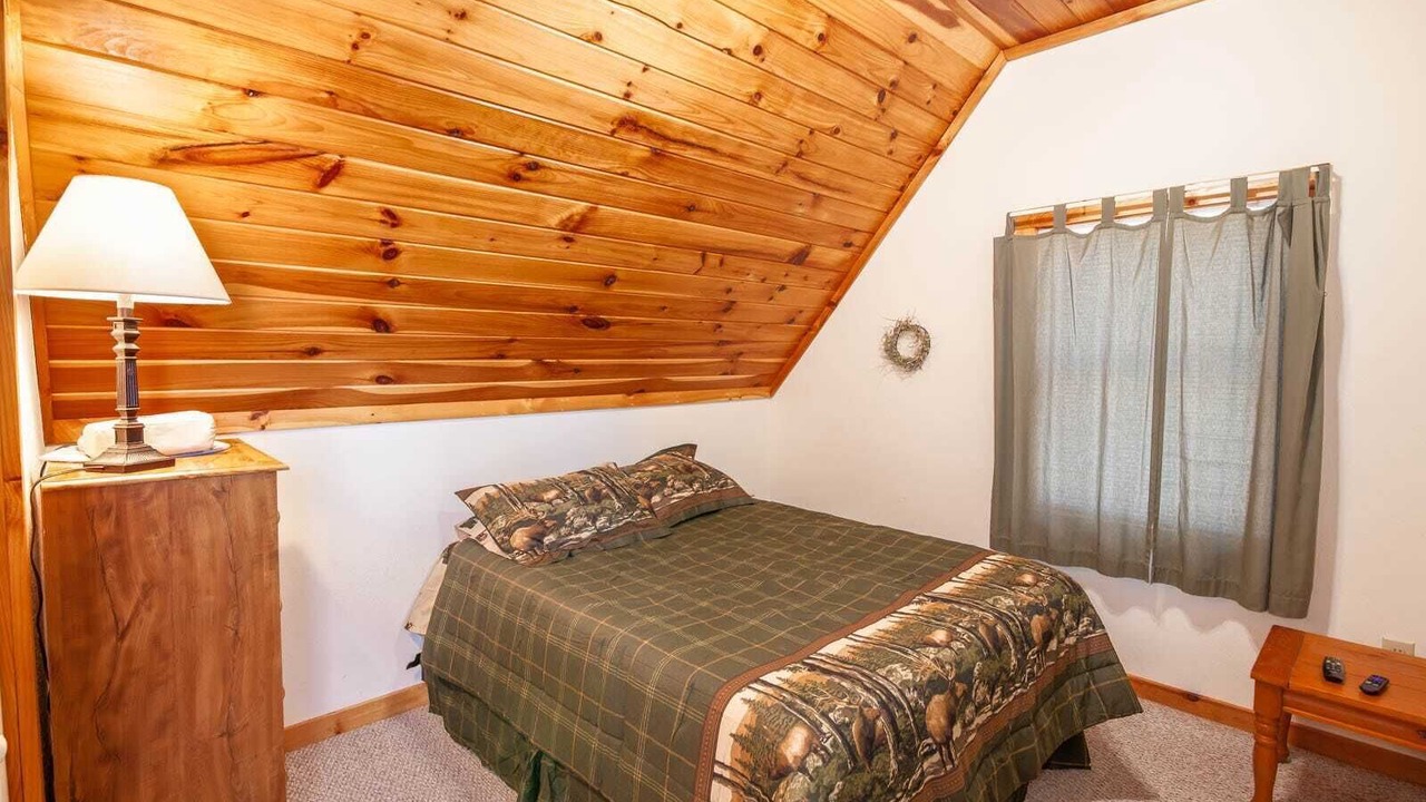 Photo of Bedroom in Todd