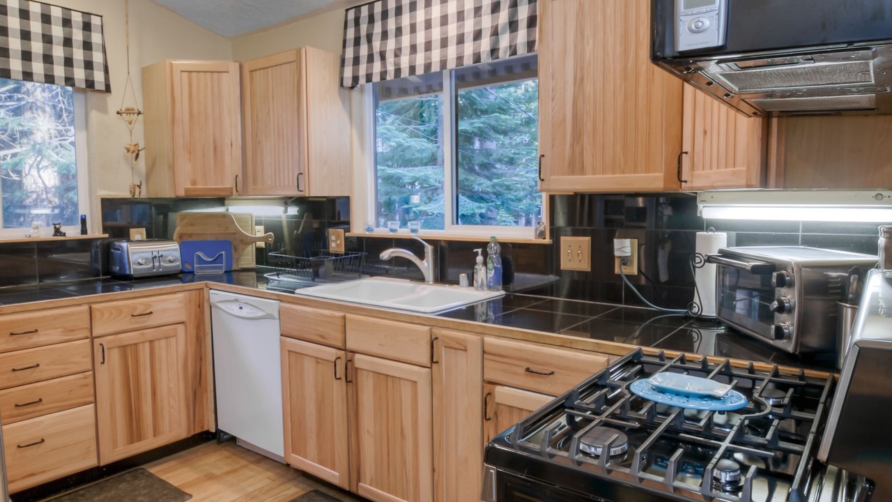 Photo of Kitchen in Donner Lake Woods