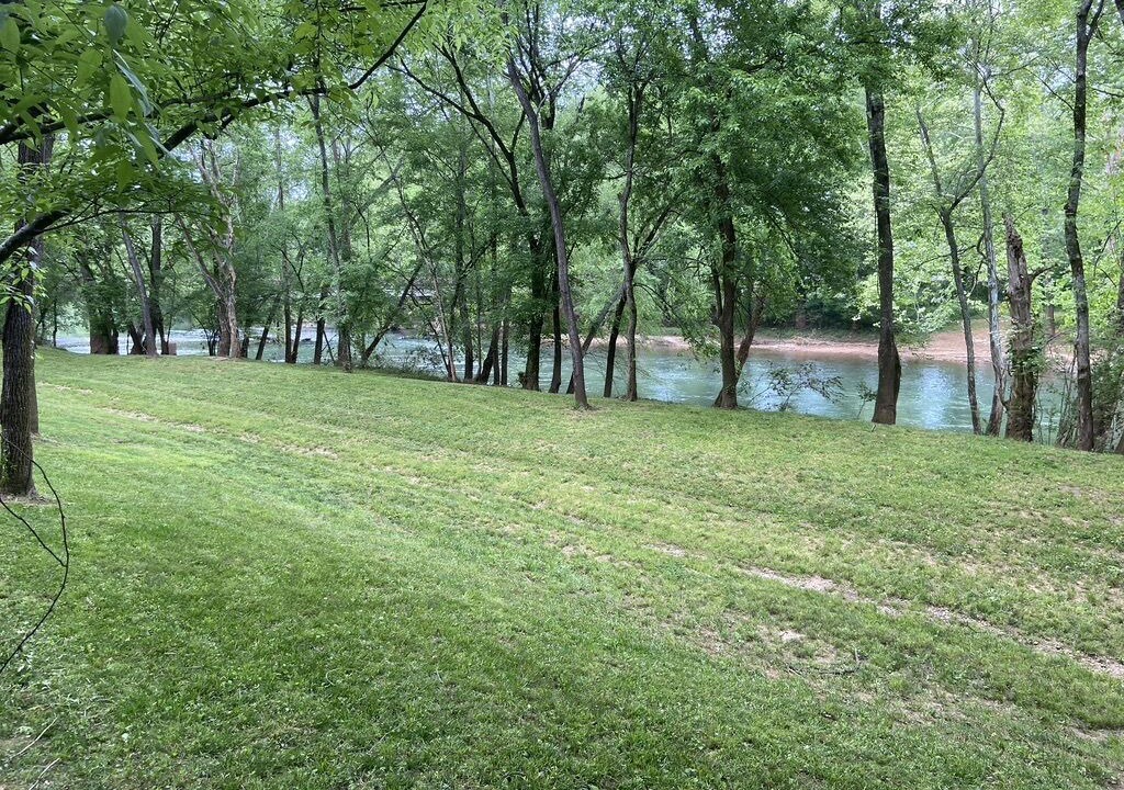 Photo of Outdoor in Brownsboro