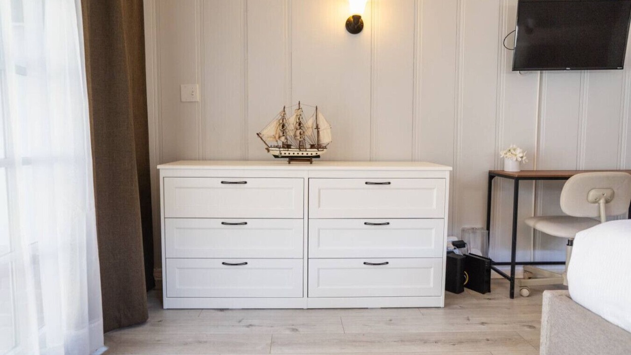Photo of Bedroom in NoHo Arts District