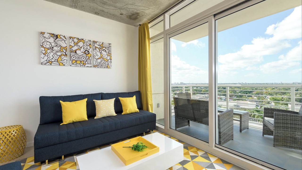 Photo of Livingroom in Midtown